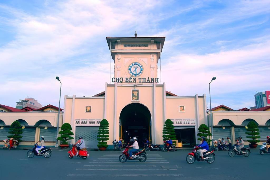 RedDoorz Thinh Gia Phat Hotel Hoang Hoa Tham Tan Binh TP. Hồ Chí Minh Ngoại thất bức ảnh