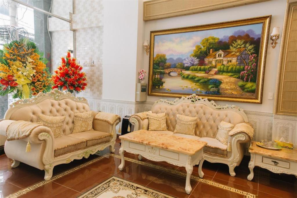 RedDoorz Thinh Gia Phat Hotel Hoang Hoa Tham Tan Binh TP. Hồ Chí Minh Ngoại thất bức ảnh